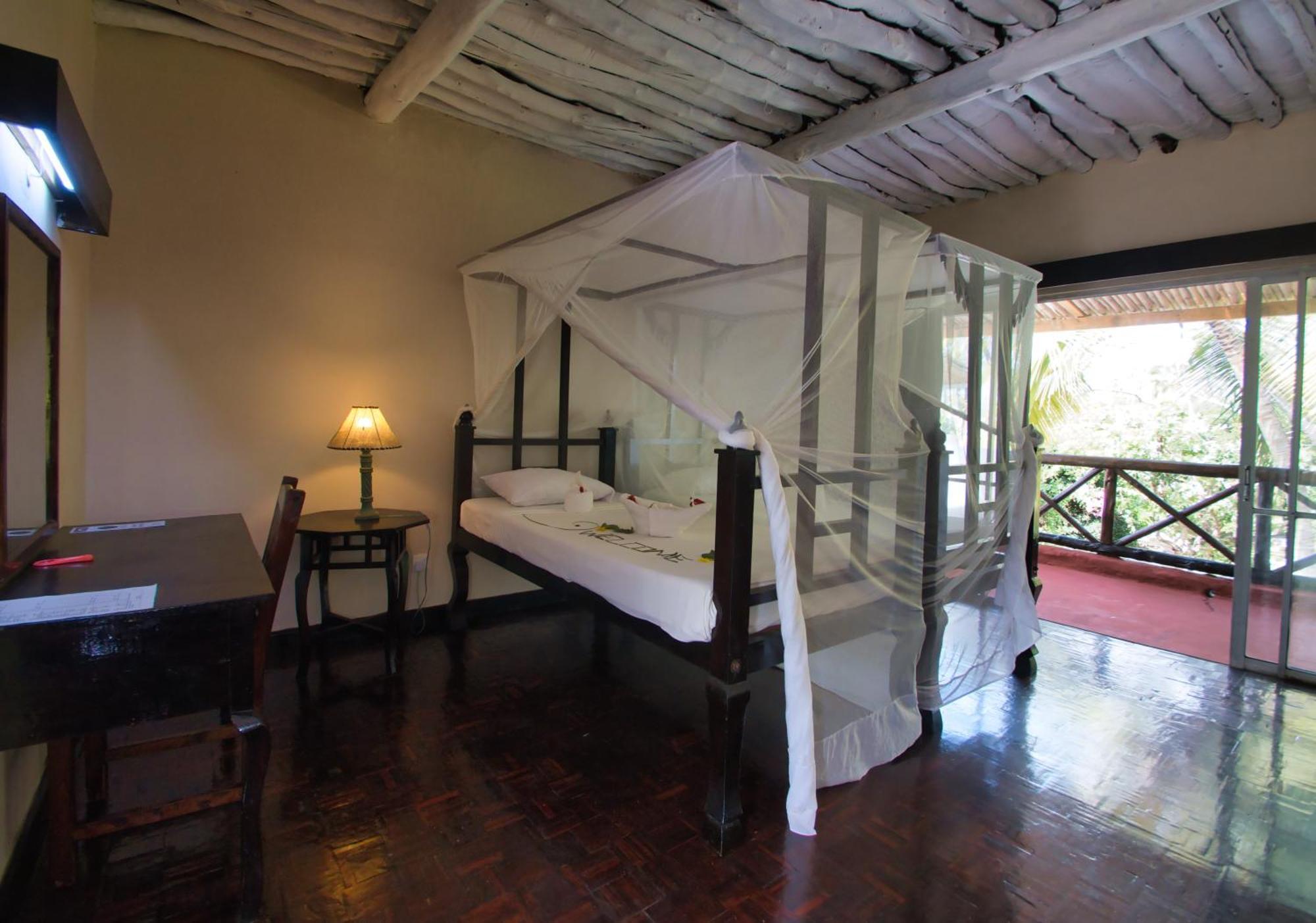 Barracuda Inn Resort Ватаму Екстер'єр фото