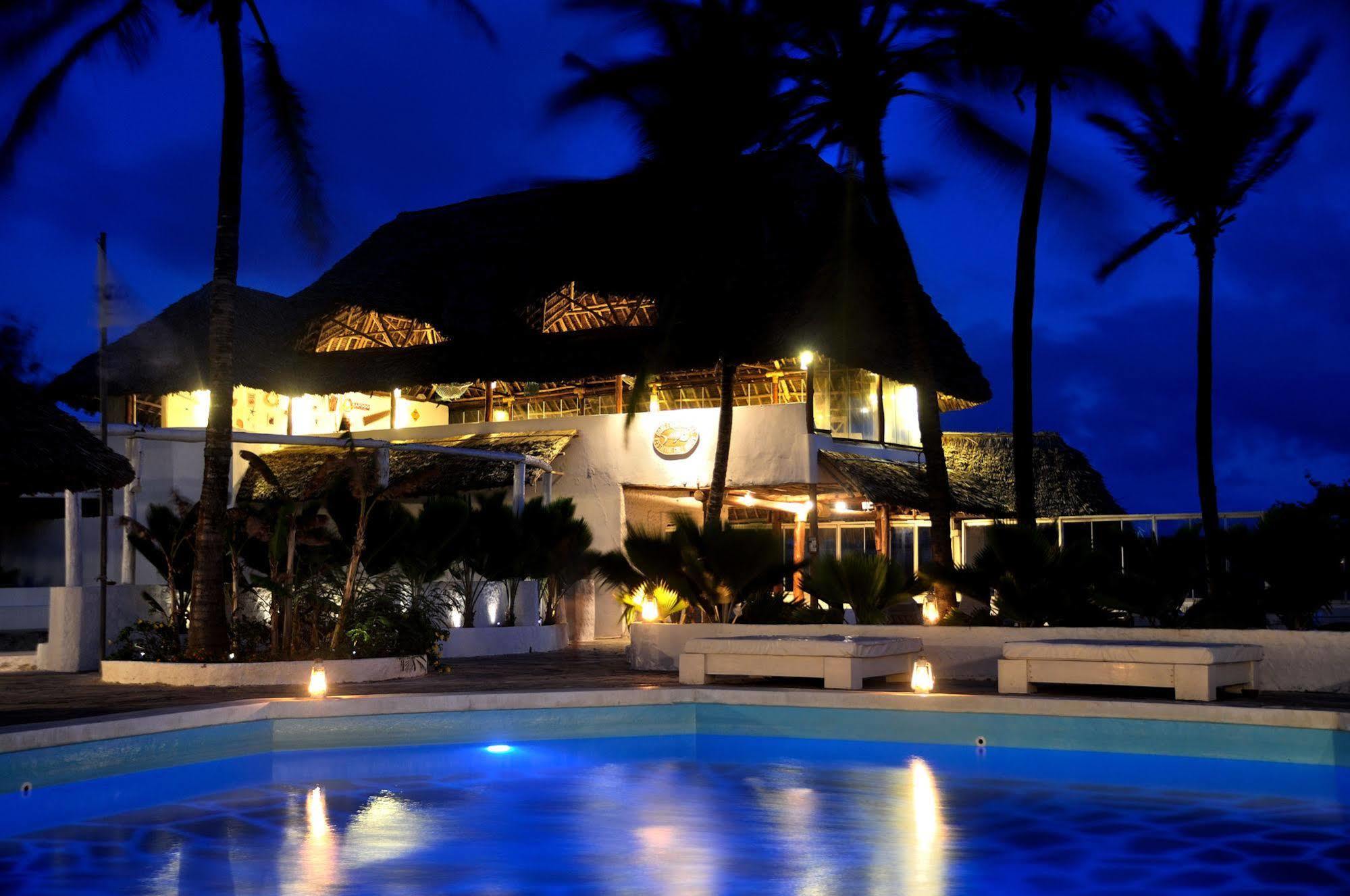Barracuda Inn Resort Ватаму Екстер'єр фото